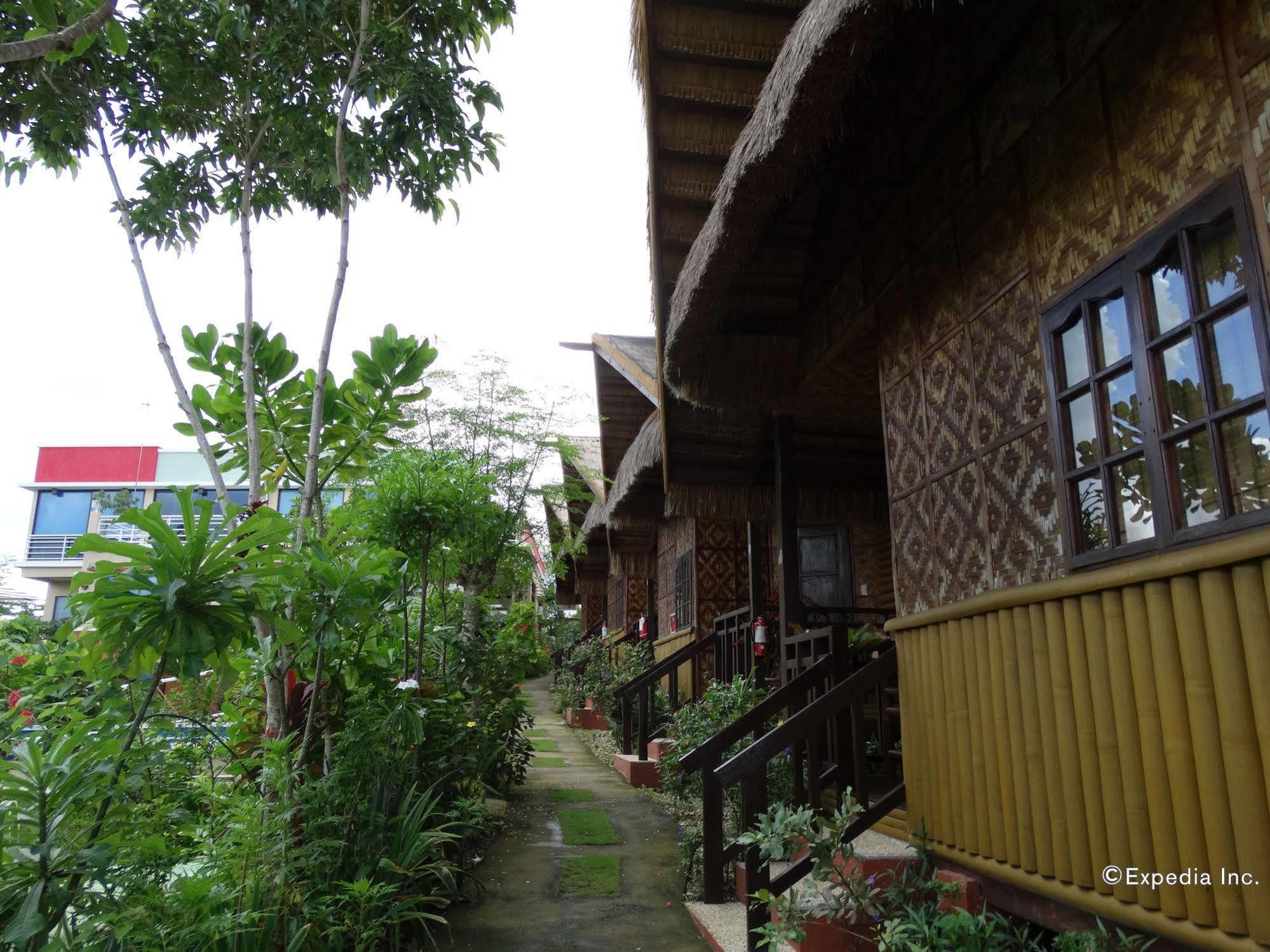 Villa De Gloria Tabalong Extérieur photo